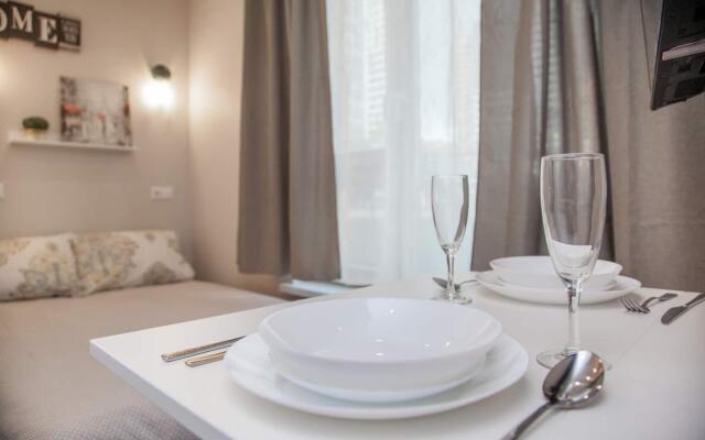 Санди на улице Бачуринская 7 корп. 2