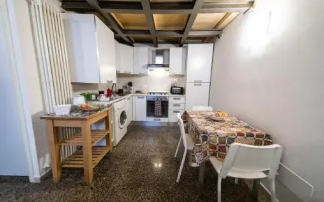 Anais' Loft- OSP. SANT'ORSOLA-FIERA