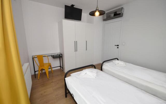 Schindler’s Factory Zabłocie Deluxe Apartments WAWELOFTS