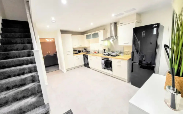 Comfortable Stay - Myrtle Cres