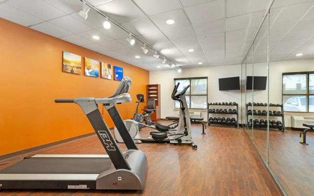 Comfort Suites Oxford I-20 exit 188