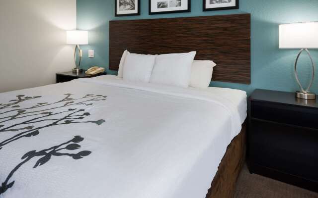 Sleep Inn & Suites Port Clinton