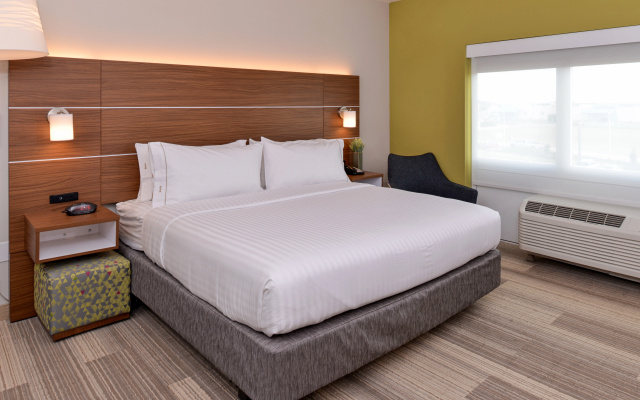 Holiday Inn Express & Suites Trinity by IHG