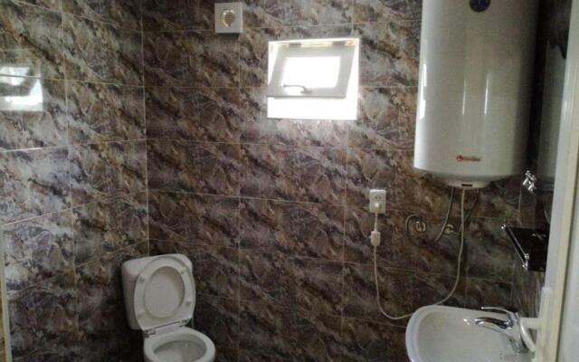 Lia's Guest house Tsvirmi