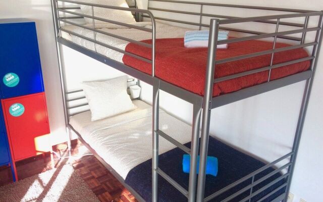 Surf Riders & Co - Surf Camp Moinhos