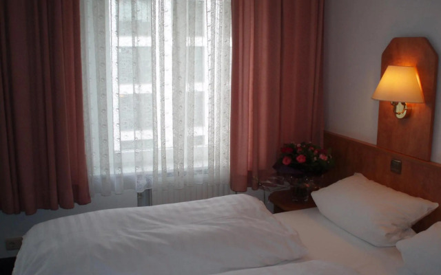 Steen's Hotel