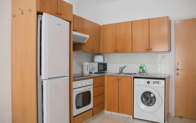 Renovated one bedroom apartment in Paphos with pool