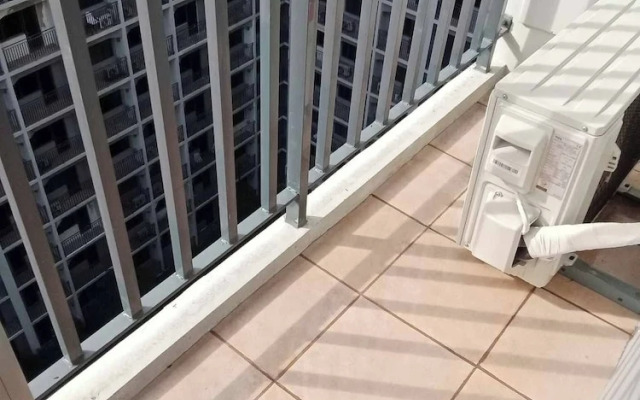 Peaceful Pasay Getaway - Private Studio With Pool