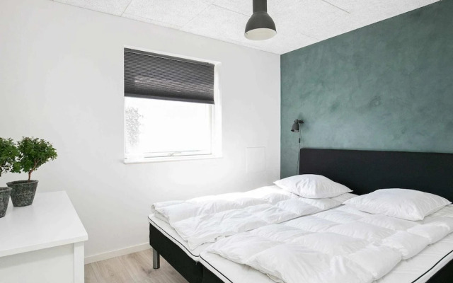 14 Person Holiday Home in Vaeggerlose