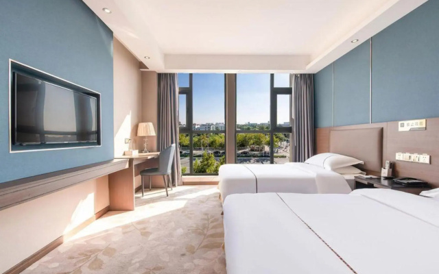Mengducheng Holiday Hotel