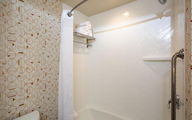 Holiday Inn Gulfport Airport by IHG