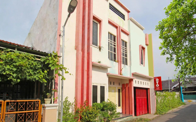 OYO 3060 Al Fatih Guest House Syariah