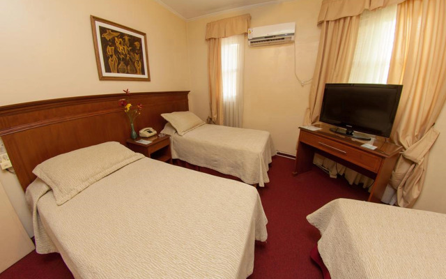 Ritz Hotel Mendoza