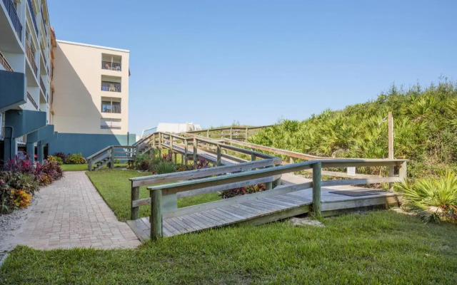 Windjammer Apartment 412
