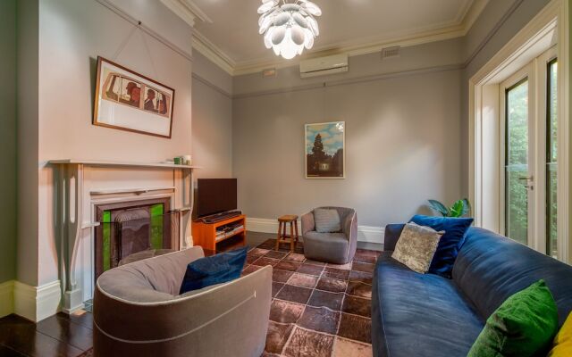 Spacious Cosy 3 bedroom House