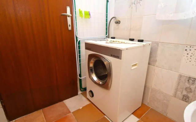 Apartment 1391