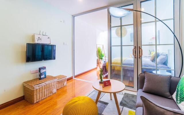 Zhengzhou Erqi·Zhengzhou Railway Station· Locals Apartment 00159950