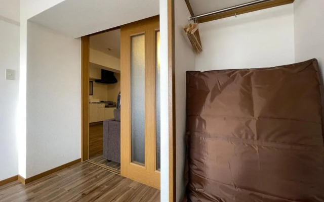 2BR good for 6PPL overlooking Peace Park with WIFI!