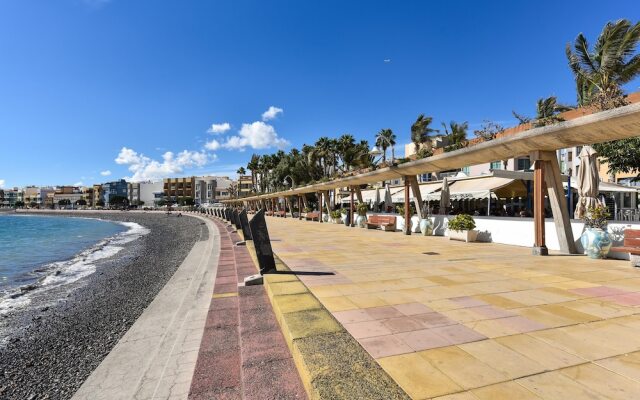 Modern and New Apartment in Arinaga Playa 1A