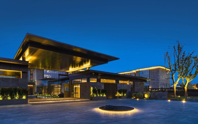 Indigo Suzhou Yangcheng Lake