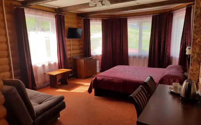 Tirolskiy Guest House