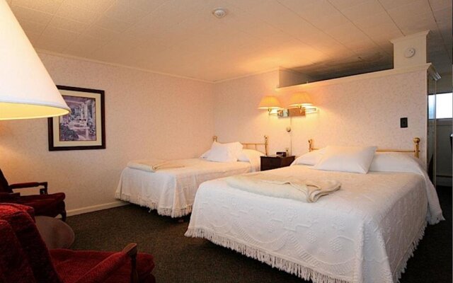 Sea Chambers Motel