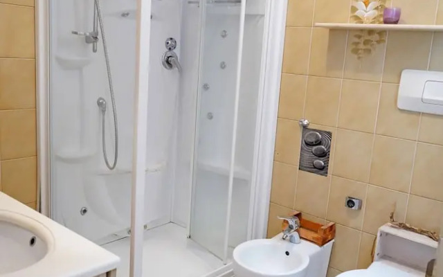 Balcony Flat Near the Center by Wonderful Italy