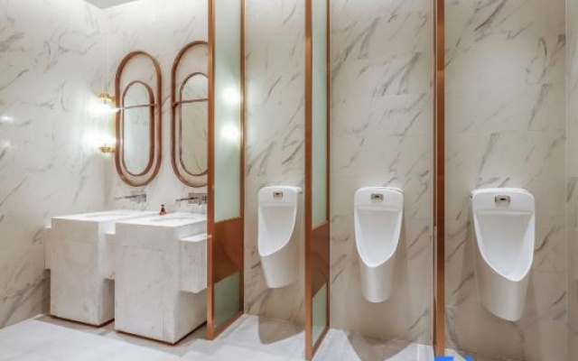 Vienna International Hotel (Chenzhou High-Speed Railway West Station) – Bathroom – Chenzhou