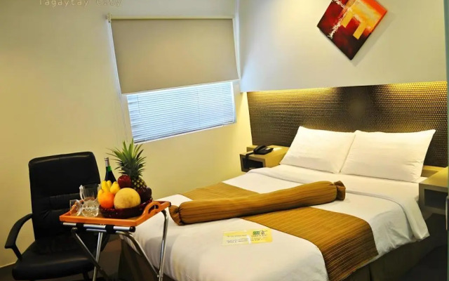 Magallanes Square Hotel