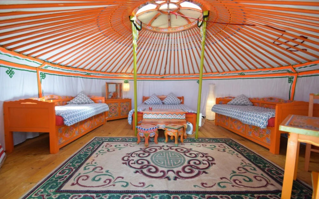 Nomade Lodge - Yourtes