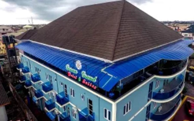 Doreen Grand Hotel & Suites