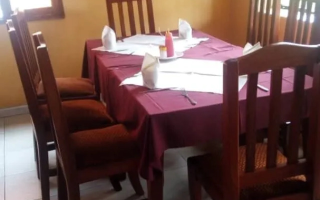 Songbird safari lodge