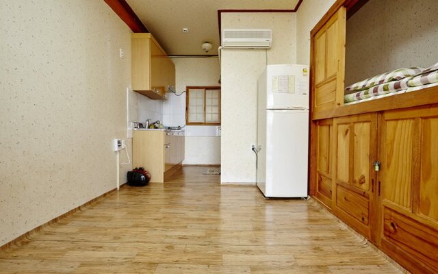 Mokpo Island Hanok Guesthouse
