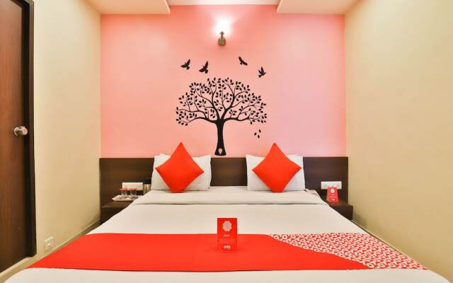 OYO 2466 Laljis Hotel