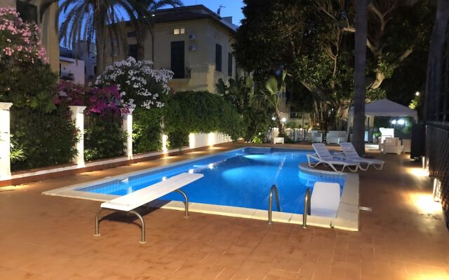 Liberty Luxury Rooms