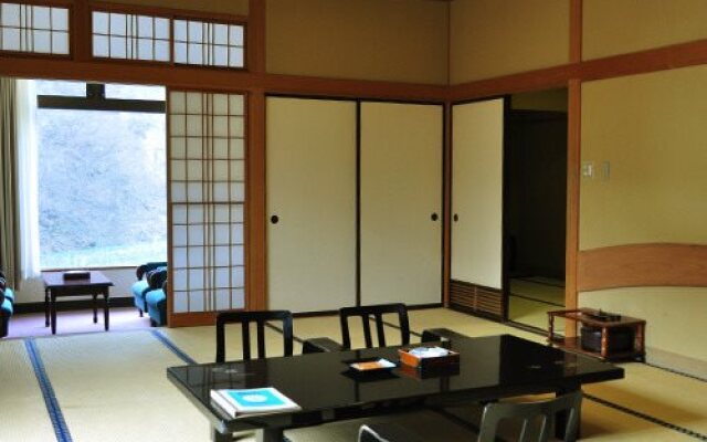 Anabara Onsen Idumiya