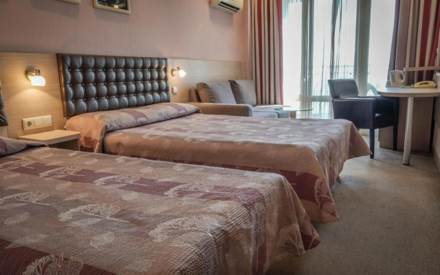 Hotel Sandy Beach