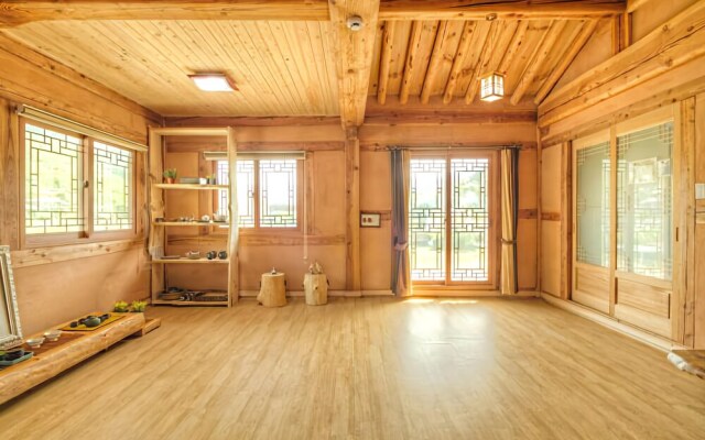 Hadong Hwagaesongi Pension