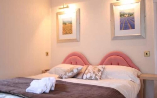 Ba Ba Guest House