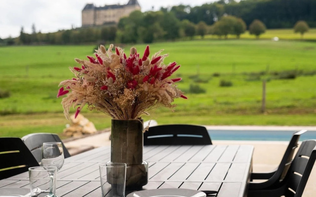 Charming Holiday Home With Private Pool