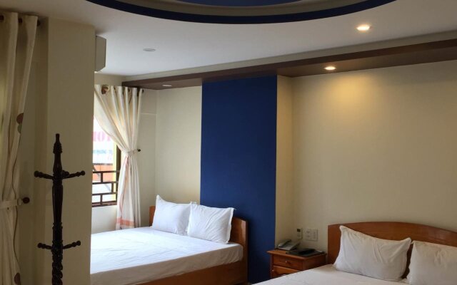 Sunny B Hotel