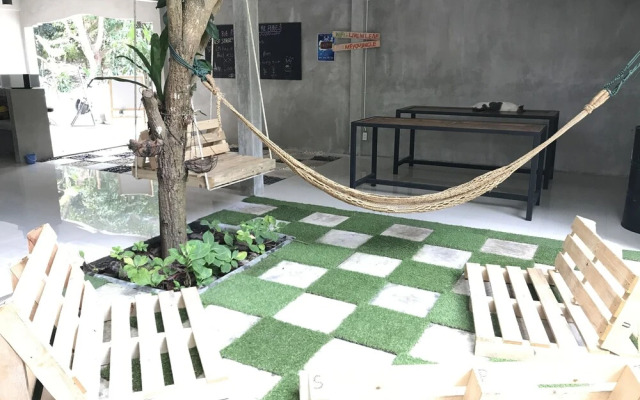 Live In Leaf KohTao - Hostel