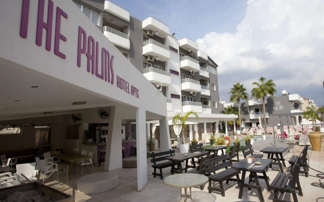 The Palms Hotel Apartments