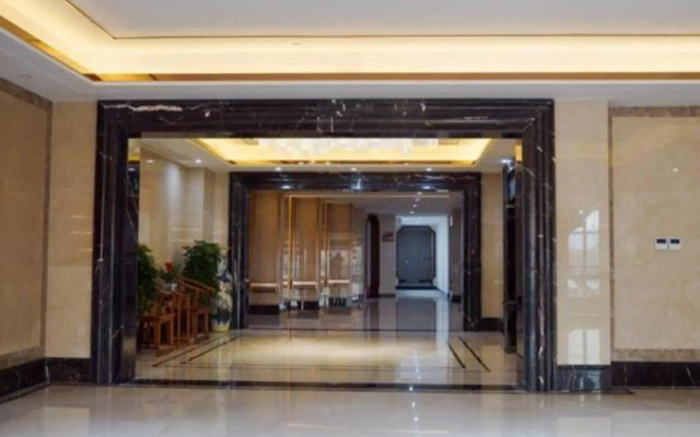 Longhua Ying Hotel