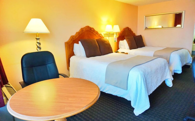 Castle Inn & Suites