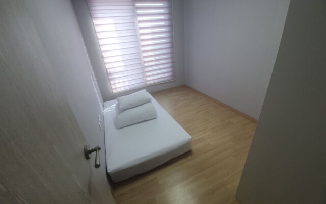 Vallas House 1301