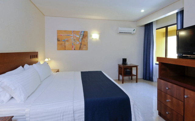 Holiday Inn Boca Del Rio by IHG