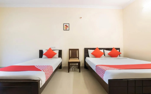 Spandana Residency By OYO Rooms