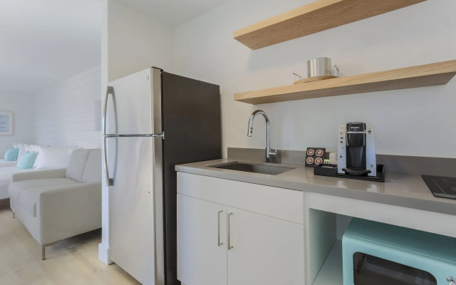 Fisher Inn Resort & Marina