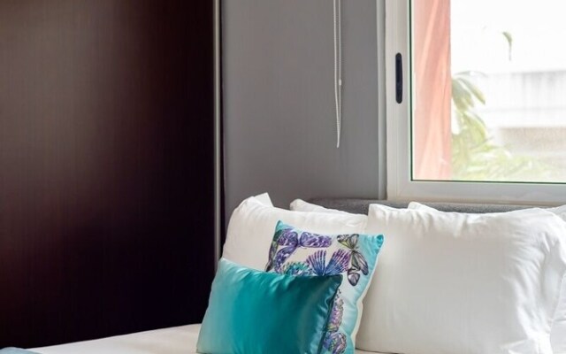 Sabbia 4201-3 Bedrooms ALL IN Suite Condo